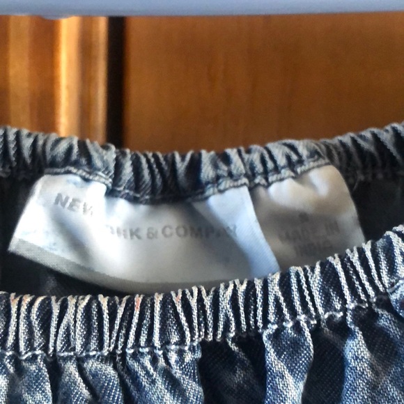 Top - Picture 2 of 2